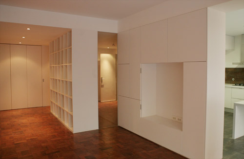 Detalhe de interior de apartamento remodelado em Lisboa